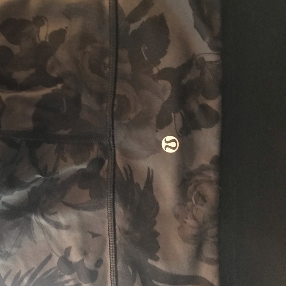 Lululemon floral print leggings